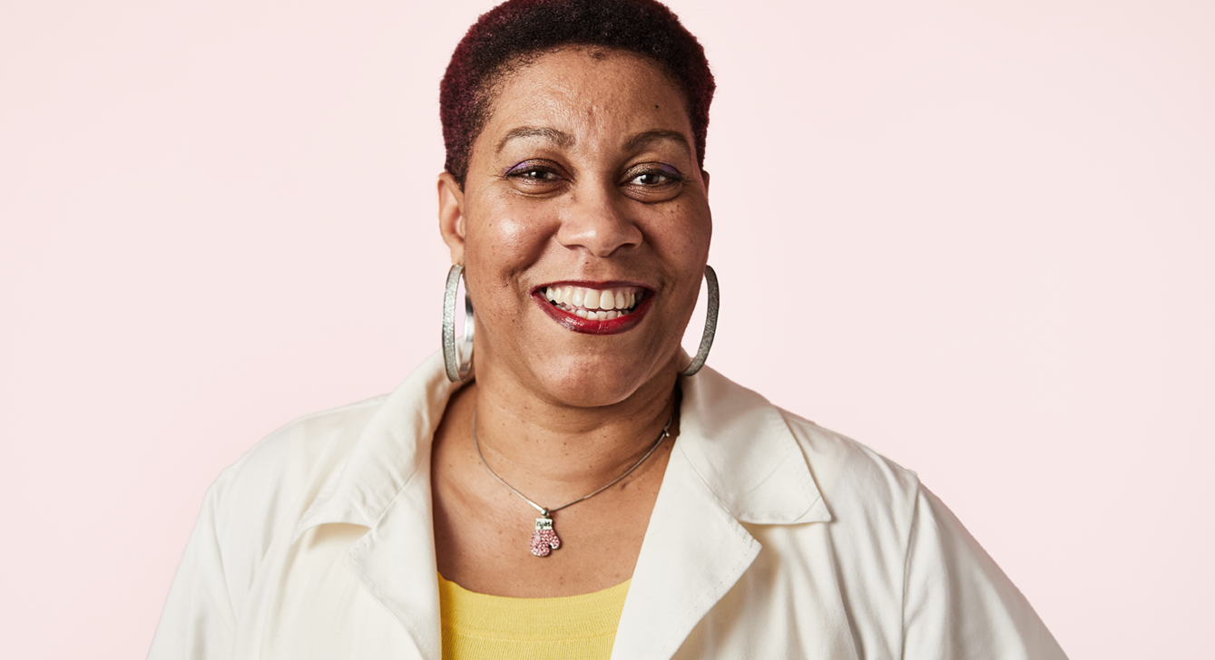 Headshot image of breast cancer survivor and Gateway to Hope recipient named Karen.